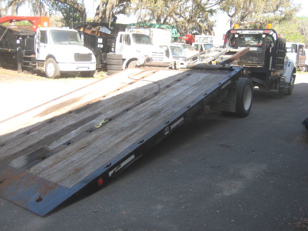 2015 FORD F650 XLT Super Duty - Image 5